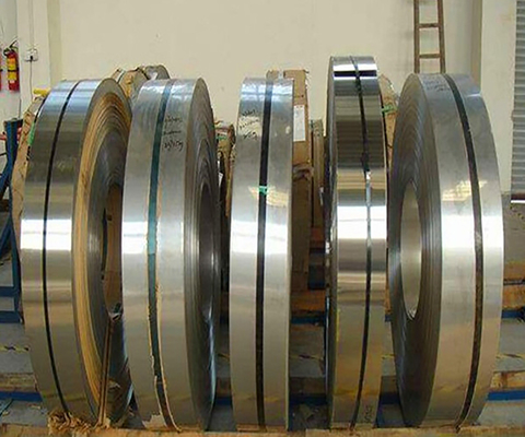 AISI 439 Hot Rolled  Stainless Steel Strips Coils Slit Edge Higher Brightness