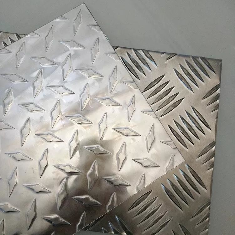1050 1060 5052 4.5mm Thick Checkered Plate Aluminum Plate Embossed Sheet Aluminum Tread Plate